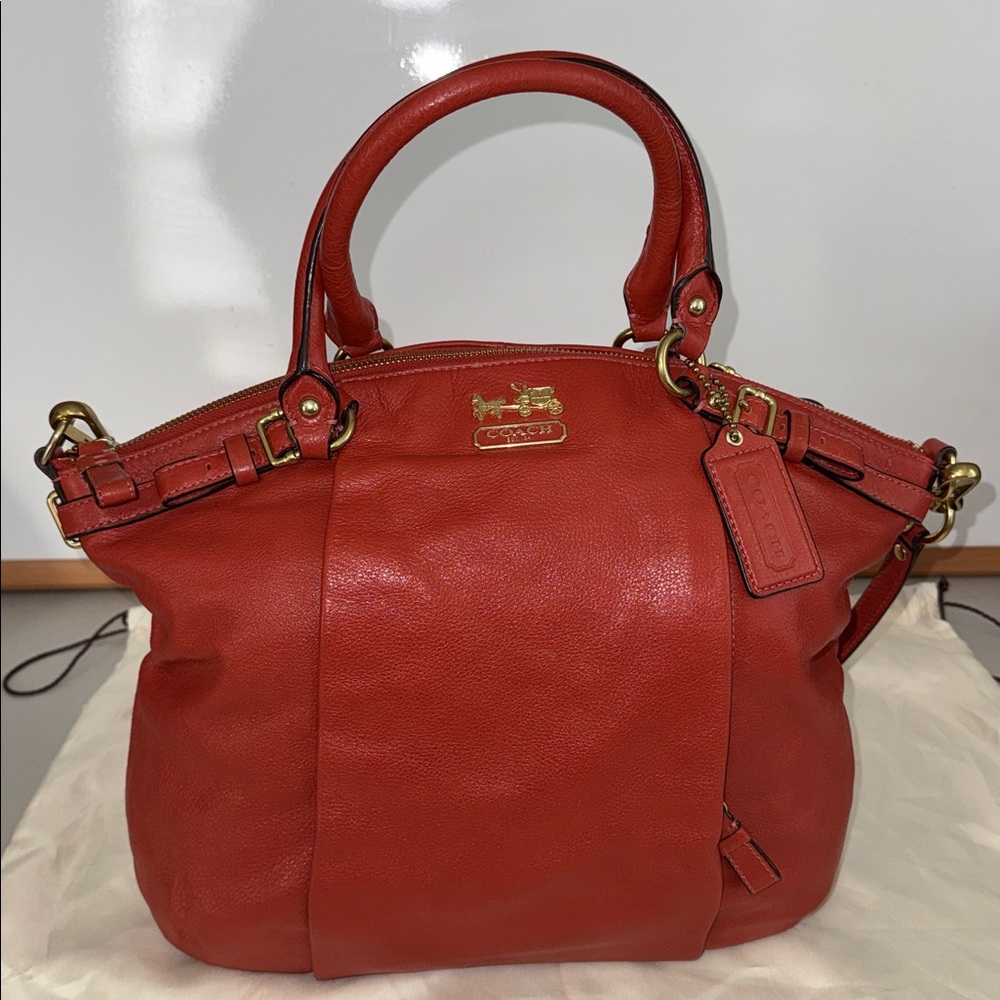 Coach Madison Leather Lindsey Satchel *Authentic* - Picture 4 of 16